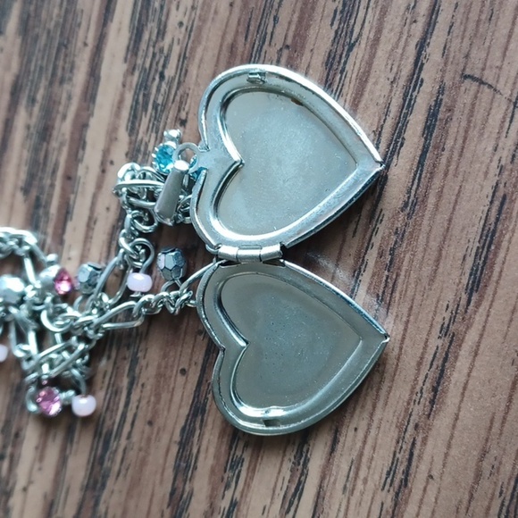 Disney Mickey Mouse locket and chain, 16" long - Picture 3 of 5